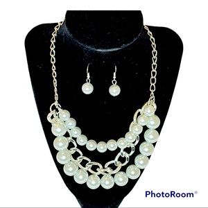 Fashion Pearl Statement Necklace Set